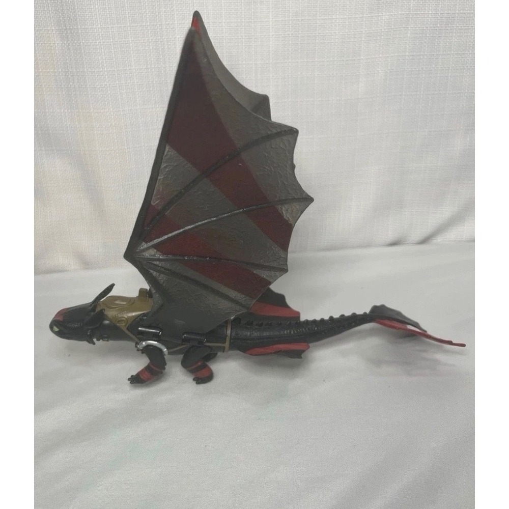 Spin Master How to Train Your Dragon Toothless Night Fury Black Red Grey Figure
